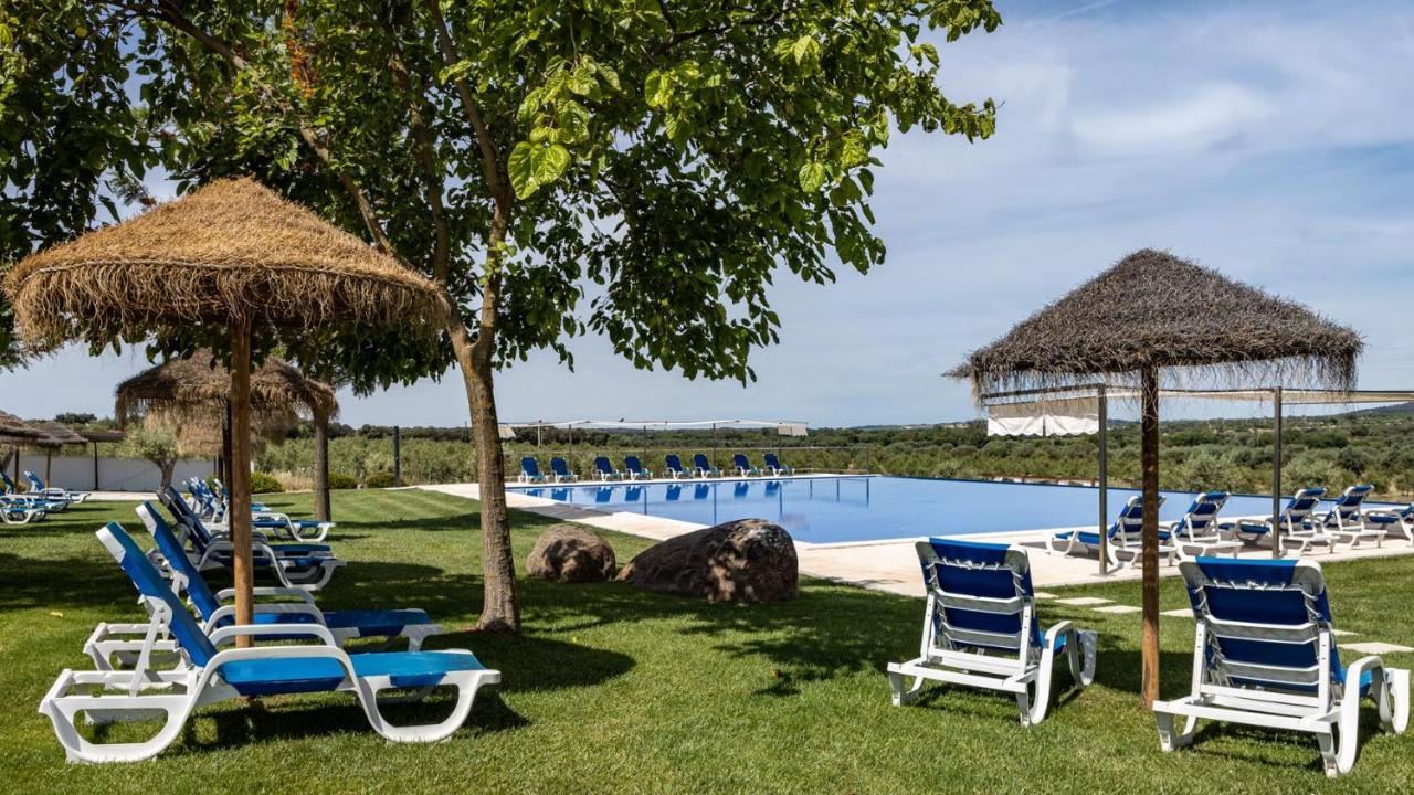 Vila Planicie Монсарас Екстериор снимка