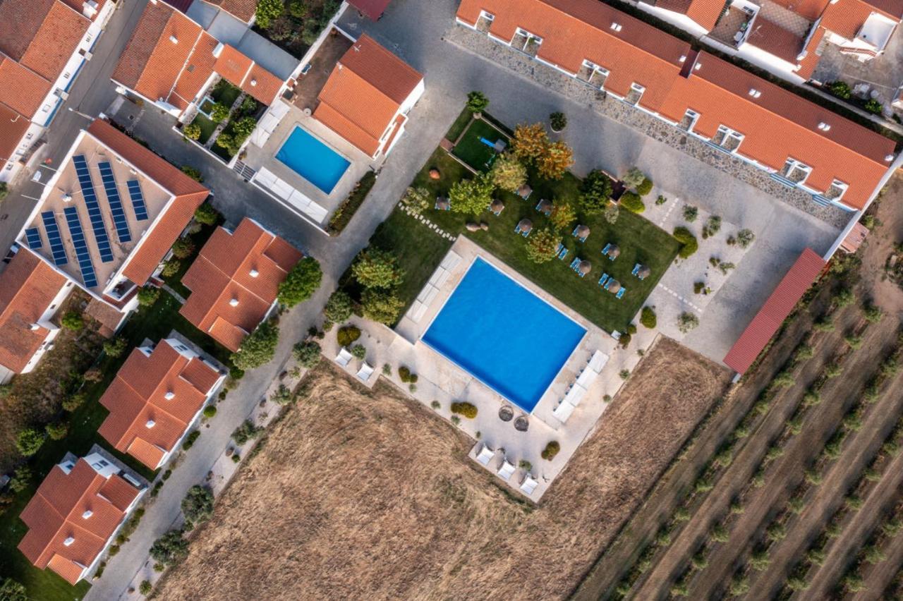 Vila Planicie Монсарас Екстериор снимка